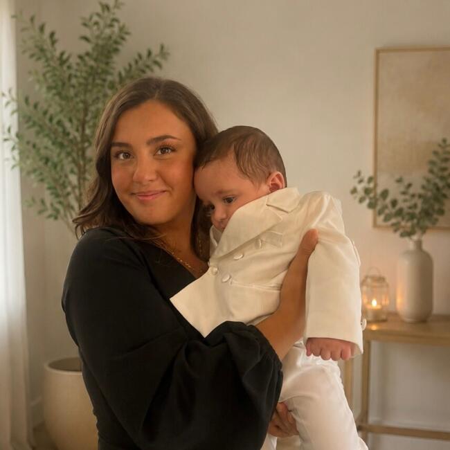 Babysitter in Eskilstuna: Mirna