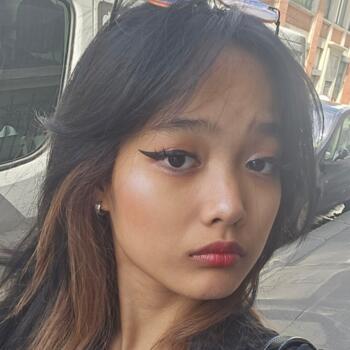 Babysitter in Pantin: Valentine