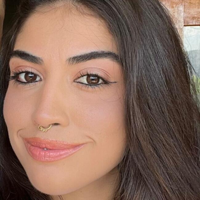 Babá em Porto Alegre: Leticia