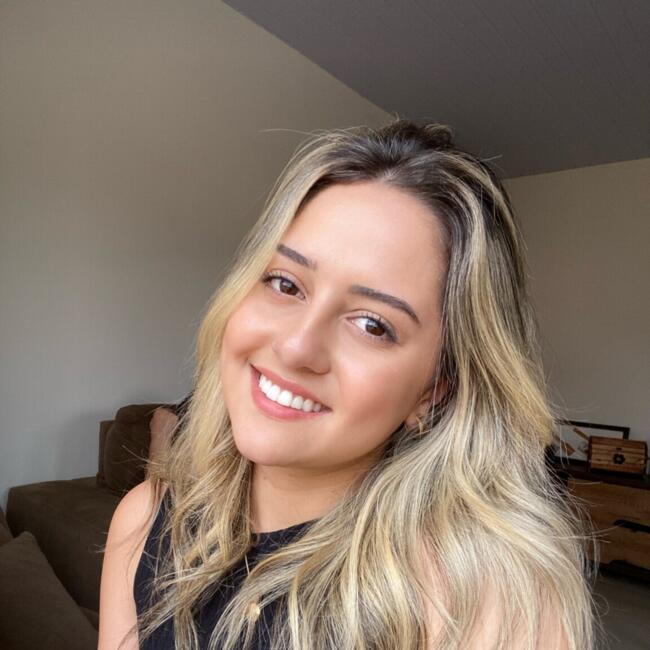 Babysitter in Londrina: Kamilly