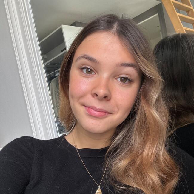 Babysitter in Reims: Maelyne