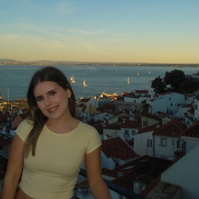 Babysitter in Lissabon: Raquel
