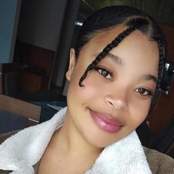 Babysitter in George: Kelsey-ann