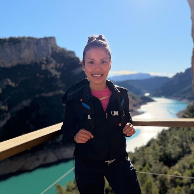 Babysitter in Egham: Johanna