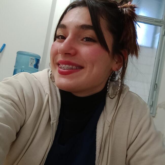 Babysitter in Montevideo: Kiara