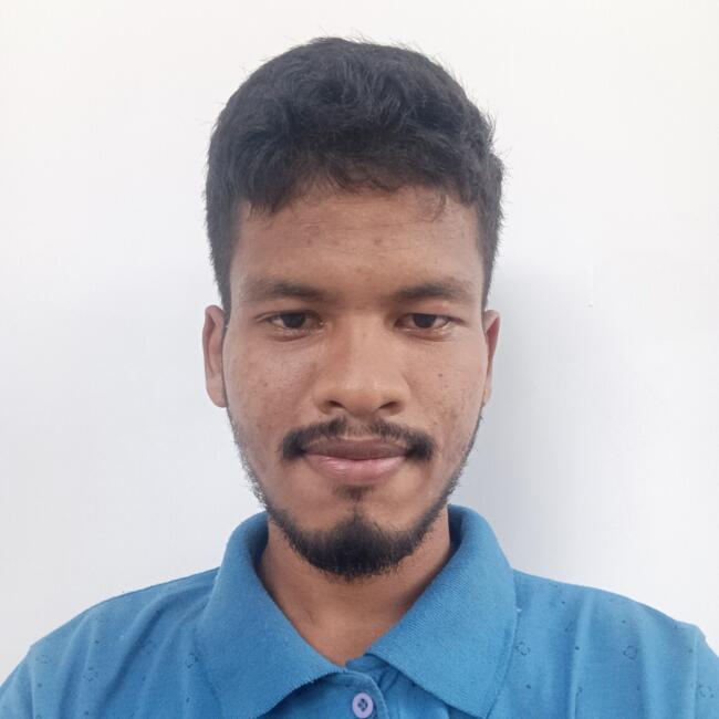 गुवाहाटी में बेबीसिटर: Abhijit