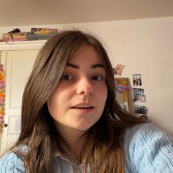 Babysitter in Cherbourg: Lily