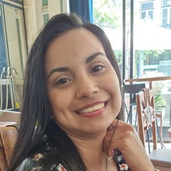 Babysitter in Santa Maria da Feira: JANNA PATINO