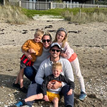 Nanny job in Auckland: babysitting job Brittany