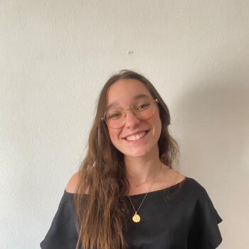 Babysitter in Lisbon: Sofia