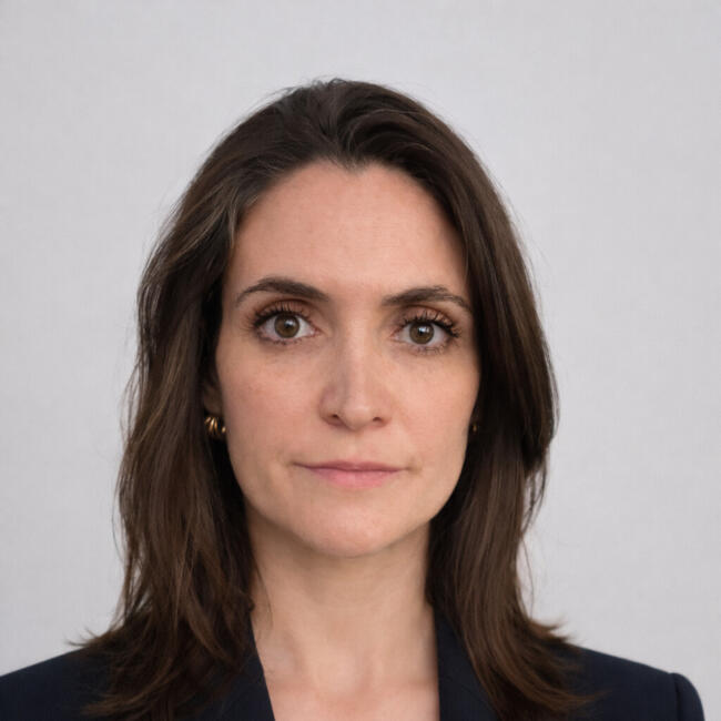 Trabajo para niñera en La Reina: Gwen