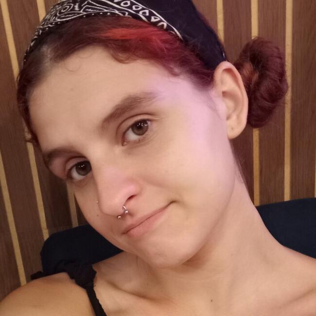 Babá em Juiz de Fora: Laura