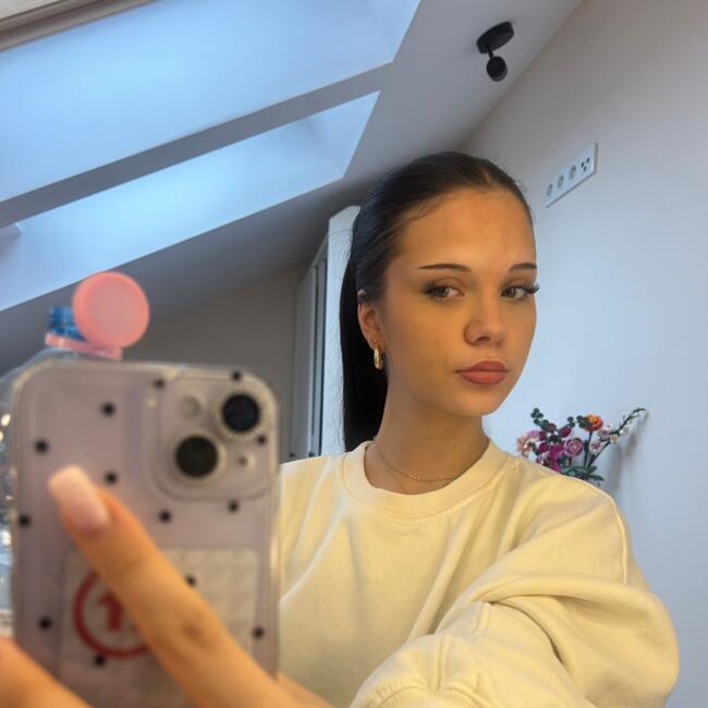 Opiekunka do dziecka w Ząbki: Nikola