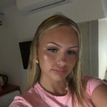 Babysitter in Strängnäs: Angela