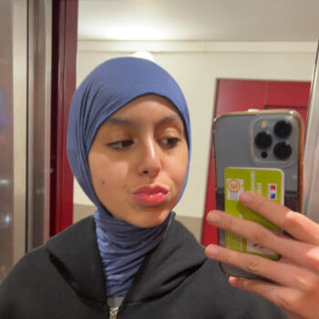 Babysitter in Asnières-sur-Seine: Yasmine