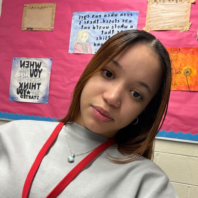 Babysitter in Clifton: Anyely