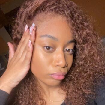 Baby-sitter Montereau-Fault-Yonne: Rihanna