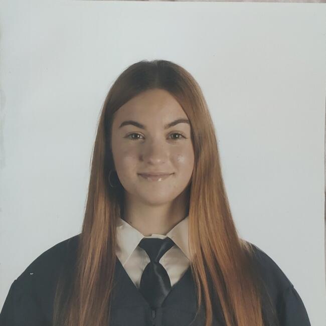 Babysitter in Las Cabezas de San Juan: Lucía