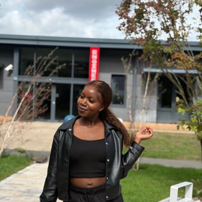 Babysitter in Telford: Tinovimba