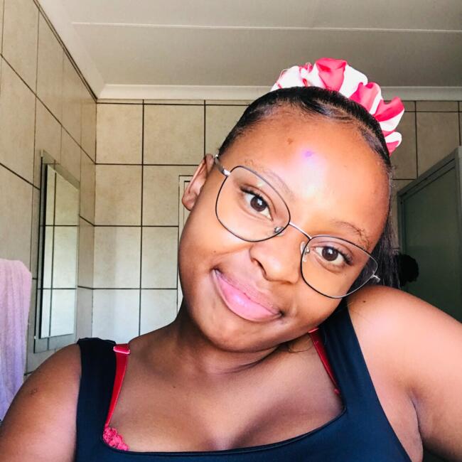 Babysitter in Upington: Refiloe