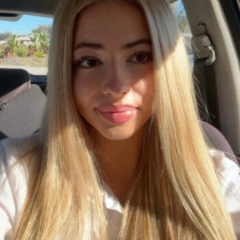 Babysitter in Gulmarrad: Aliya