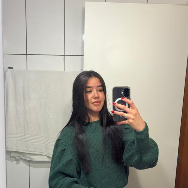 Babá em Pinhais: Luana