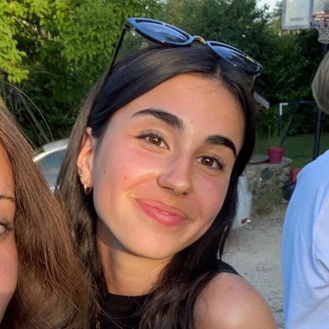 Babysitter em Lyon: Céleste