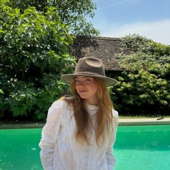 Babysitter in Luxembourg: Violette