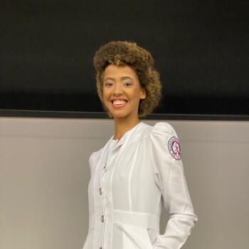 Babá em Vitória: Ágnis