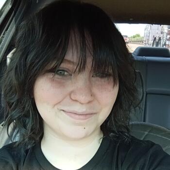 Babysitter in Madison: Camille