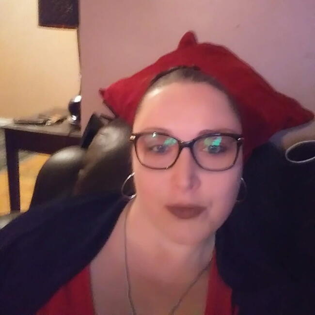 Babysitter in York (Toronto county): Crystal