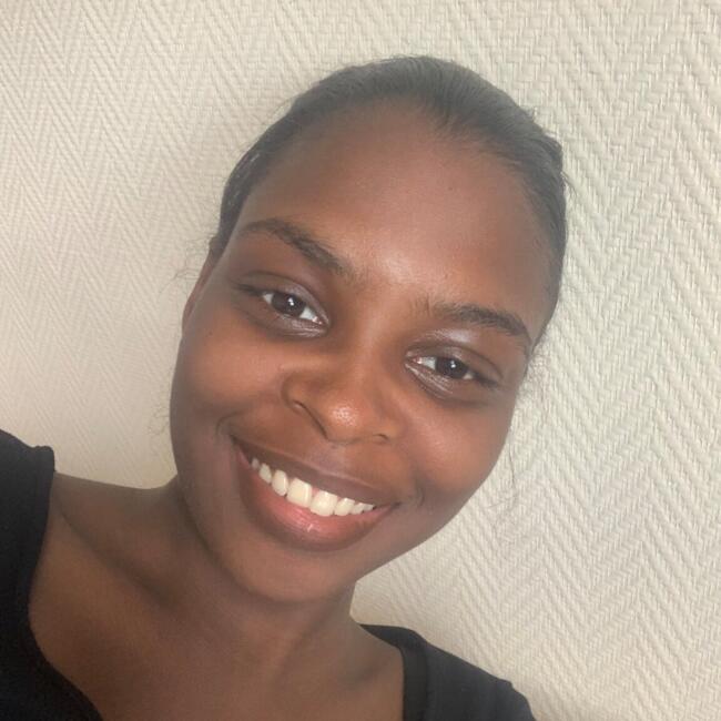 Babysitter in Caen: Fatou