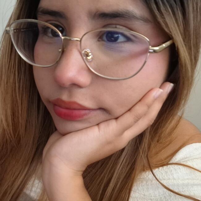 Babysitter in Veracruz: Alizeé Janaí