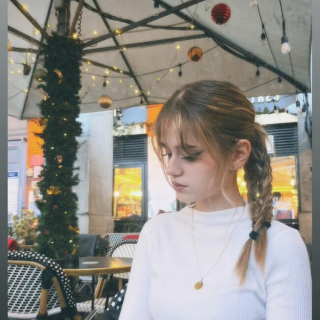 Babysitter in Toulouse: Manon