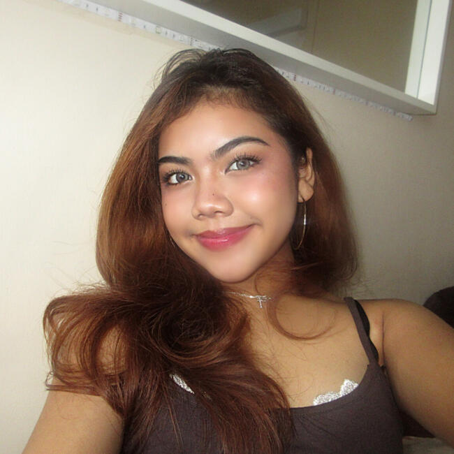 位于Singapore Island的临时保姆: Falycia