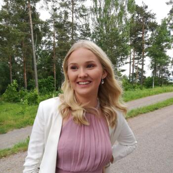 Barnvakt i Tierp: Linn