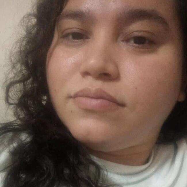 Babysitter in Belém: Suzane