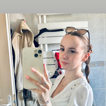 Babysitter Bas-en-Basset: Cloé