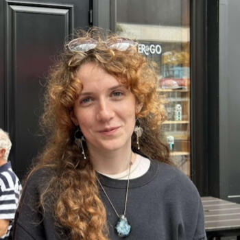 Babysitter in Ottawa: Corinne