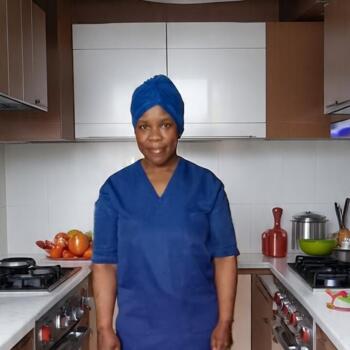 Babysitter Riyadh: Nadia's