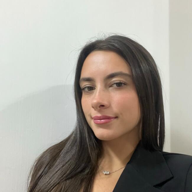 Babysitter in Naples: Giovanna