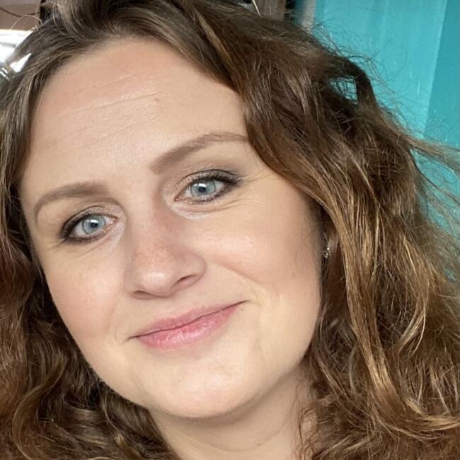 Babysitter in Heimberg: Denise