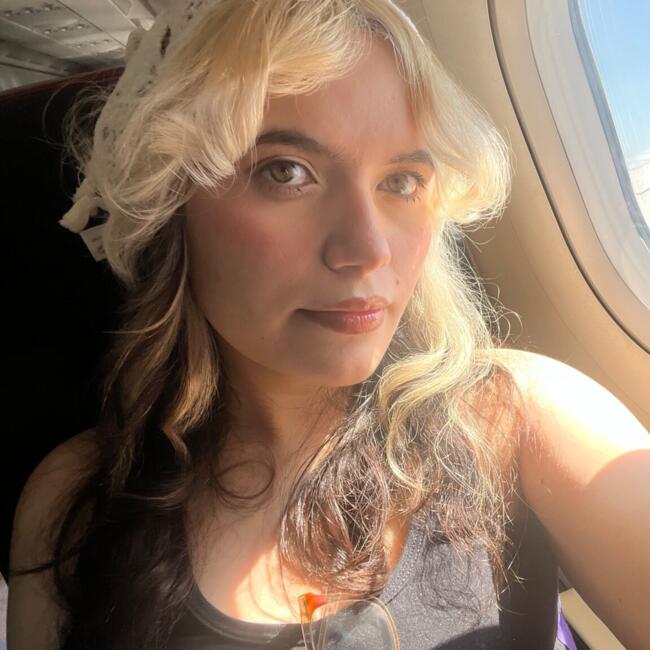 Babysitter in São Carlos: Mariana