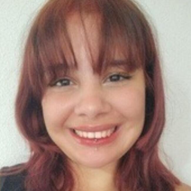 Babysitter in Guaíba: Lara