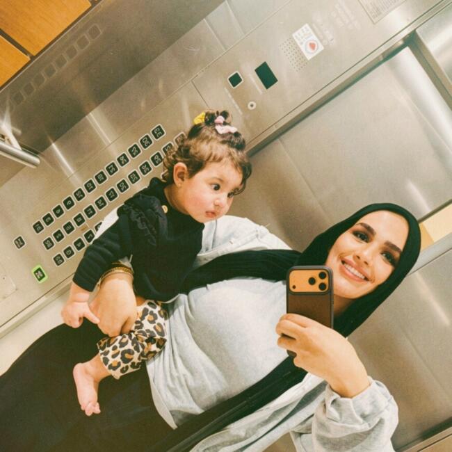 وظيفة جليسة أطفال في أبوظبي: Safy