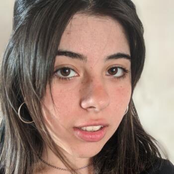 Niñera en Villa de Mayo: Abril Sosa