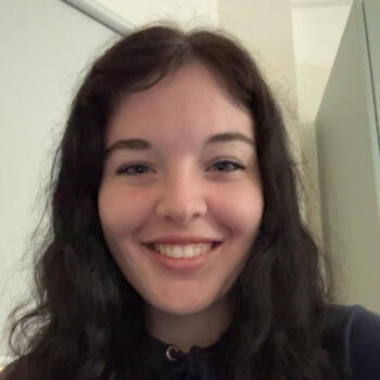 Niñera en Halifax: Courtney