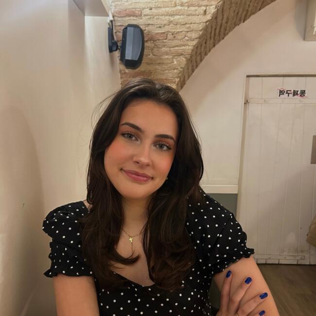 Babysitter in Montpellier: Carla Marie