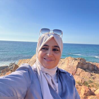 Childminder in Freneuse: Imane