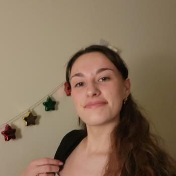 Babysitter in Tours: Gwenaelle